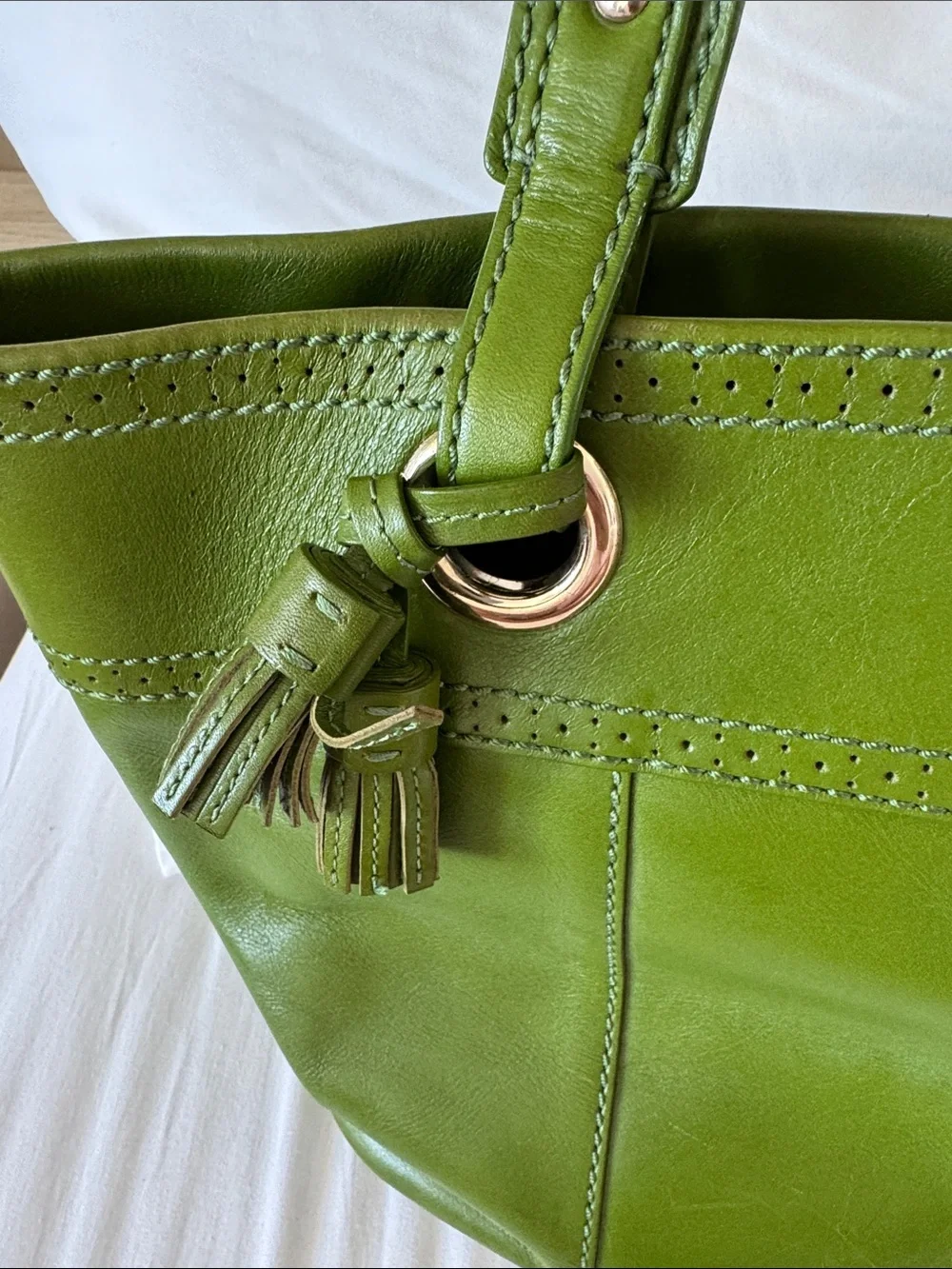 kate spade green leather tote shoulder bag purse with tassle